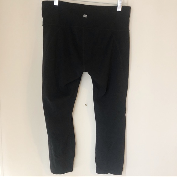 Athleta Pants - ATHLETA Black Capri Pants - Large Tall